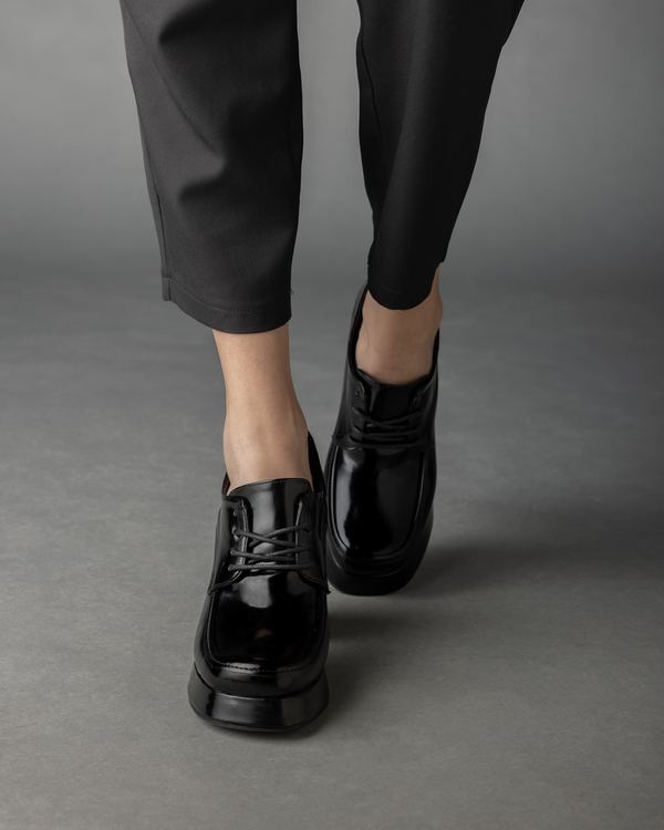 Chunky Loafer Pumps in Black