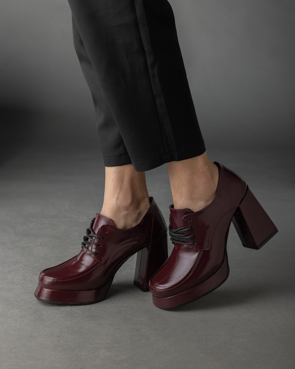 Chunky Loafer Pumps in Burgundy