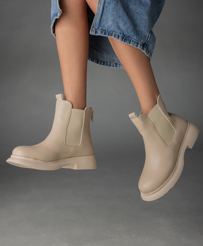 Vio Boot in Beige