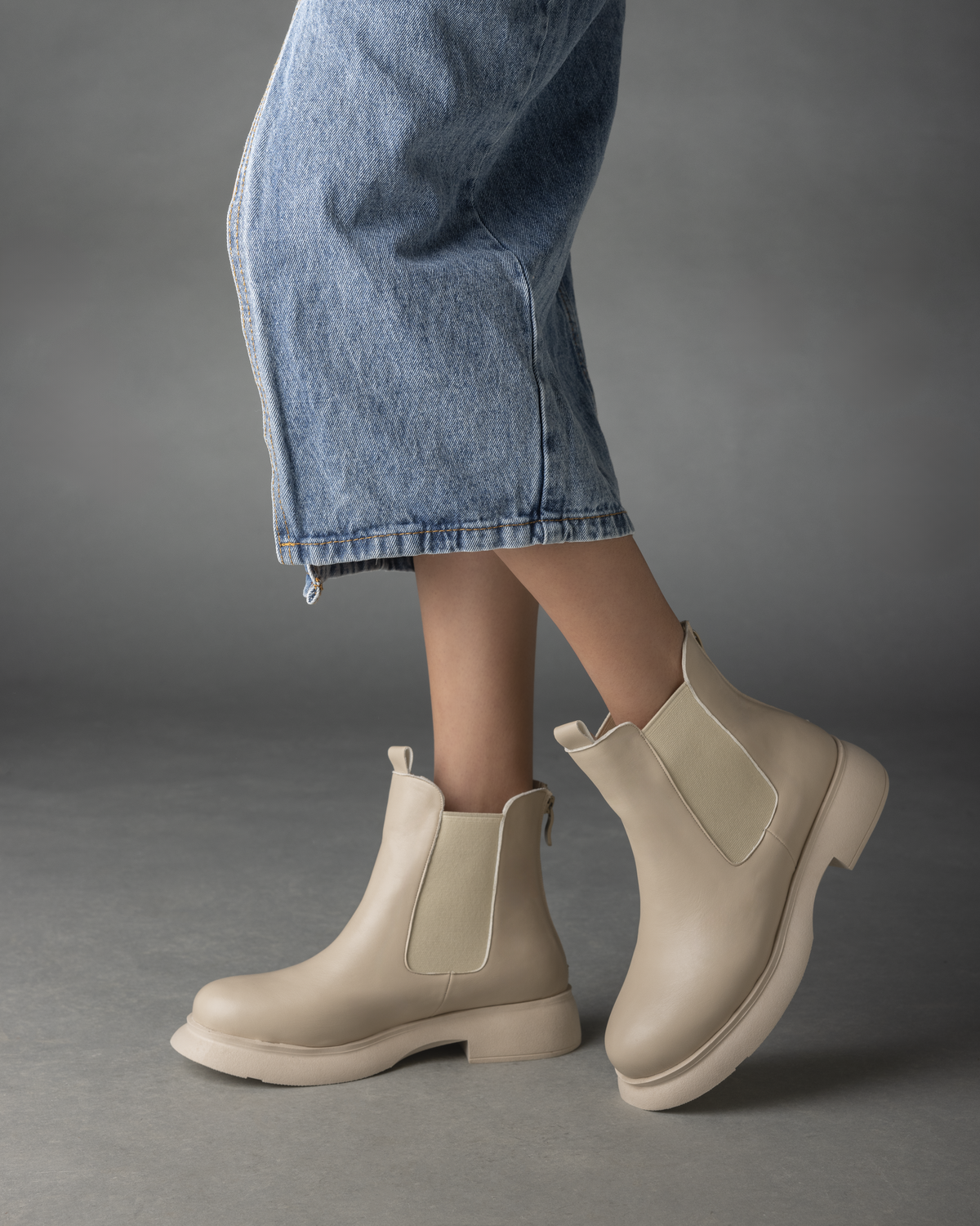 Vio Boot in Beige