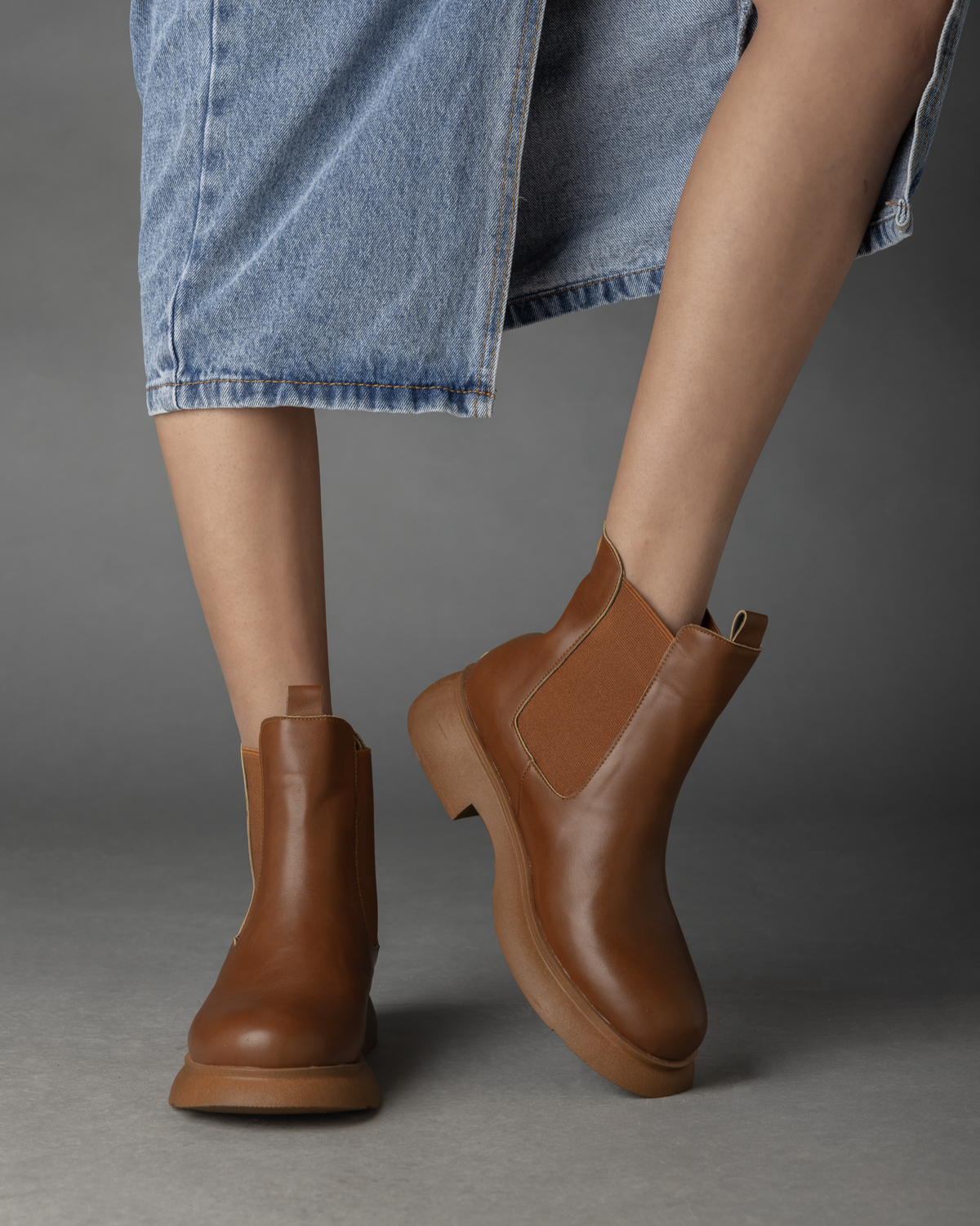 Vio Boot in Camel