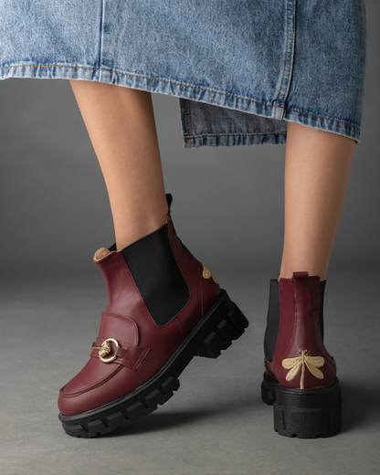 Vuelo Boots in Burgundy