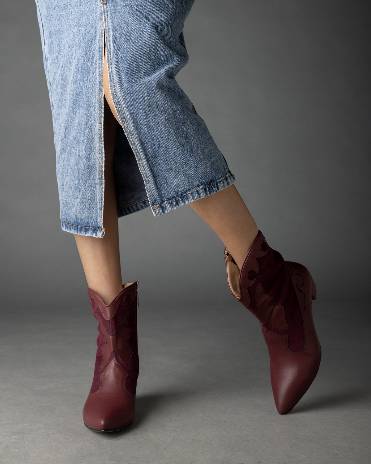 Mariposa Cowgirl Boots - Burgundy