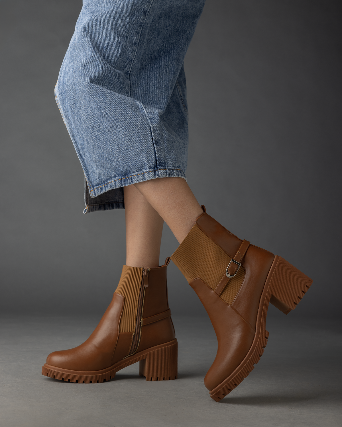 Claude Boots in Camel