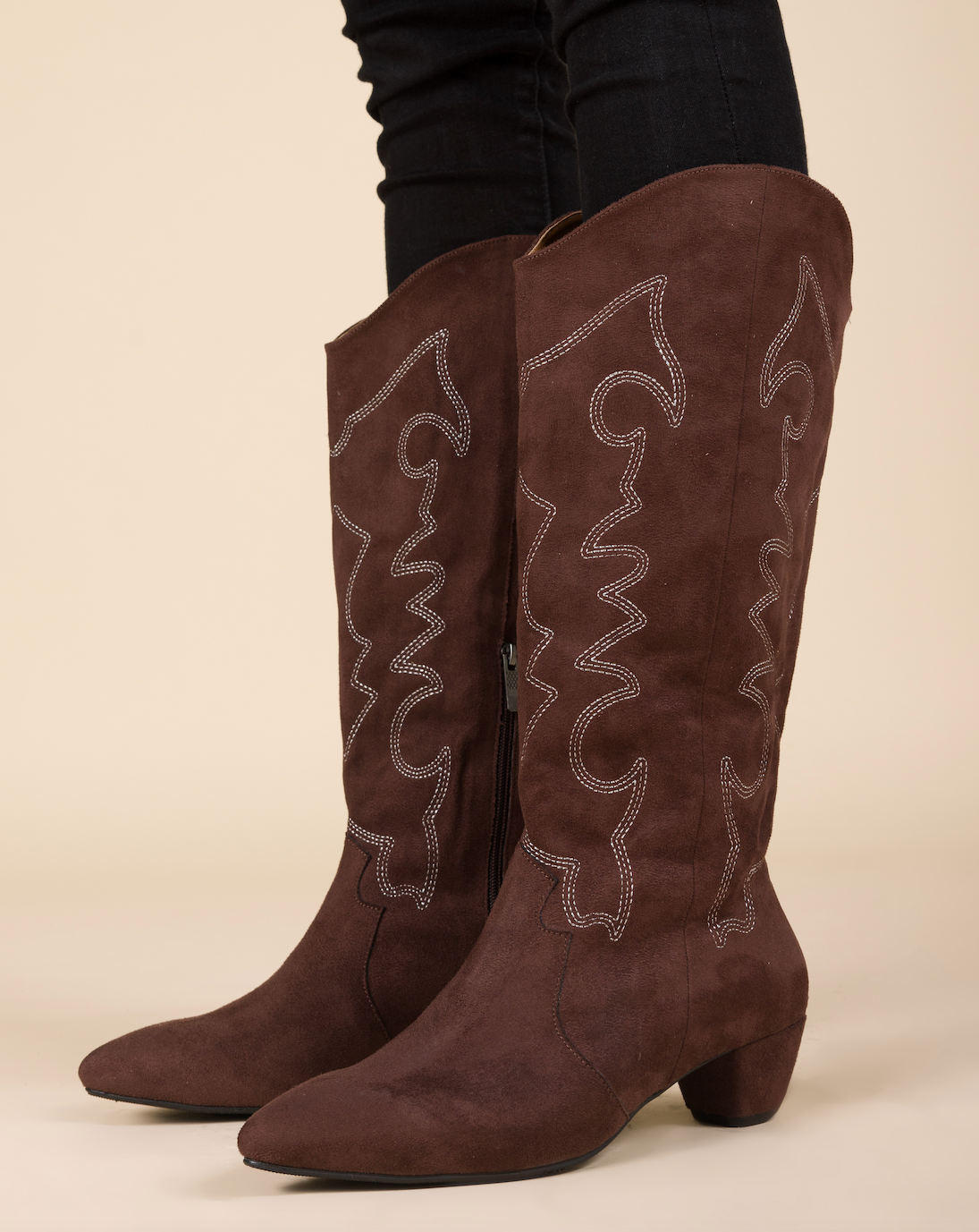 Detalles Suede Cowgirl Boots - BROWN